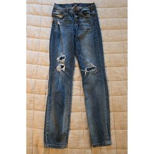 Judy Blue Women's Medium Wash Distressed Skinny Jeans Size 7/28